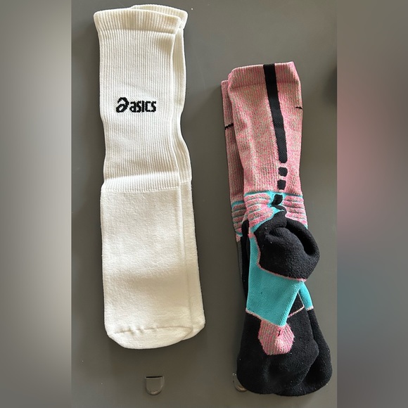 ASICS and Nike socks - Picture 1 of 2